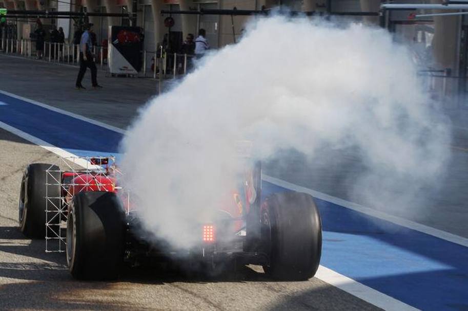 Per la Ferrari di Alonso un&#39;uscita dai box un po&#39; 